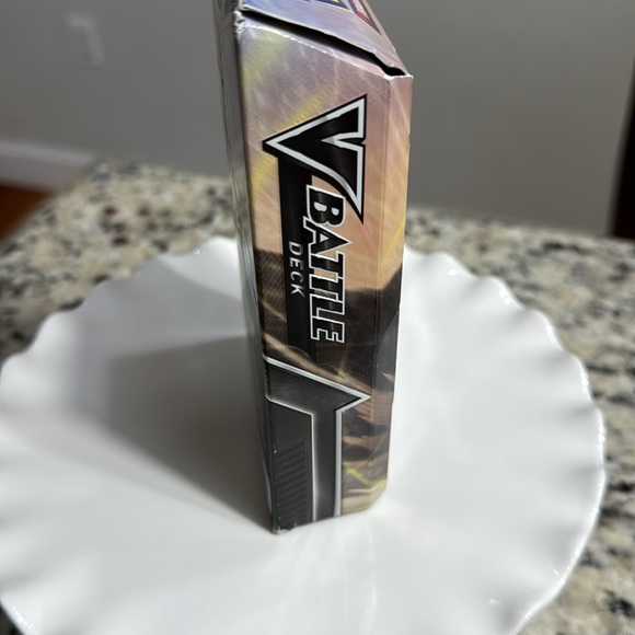 *NEW* POKÉMON TCG V BATTLE DECK LYCANROC V - Picture 6 of 6